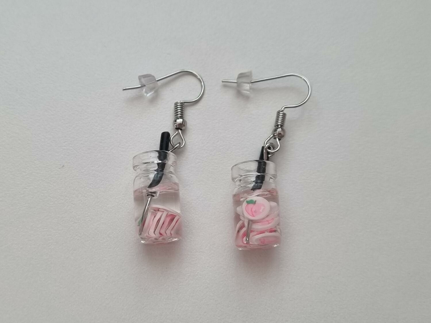 Örhängen, Miniatyr glasflaska / drink med fyllning (variant 15)