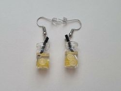 Örhängen, Miniatyr glasflaska / drink med fyllning (variant 11)