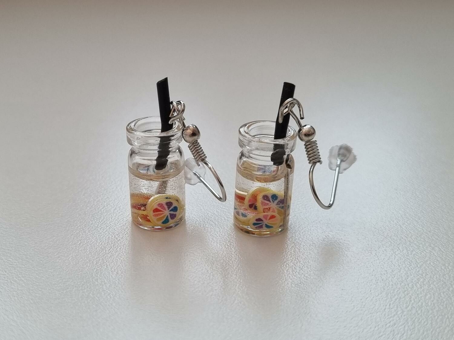 Örhängen, Miniatyr glasflaska / drink med fyllning (variant 8)