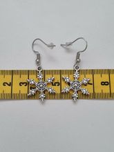 Örhängen Snöflingor, antiksilverfärgade