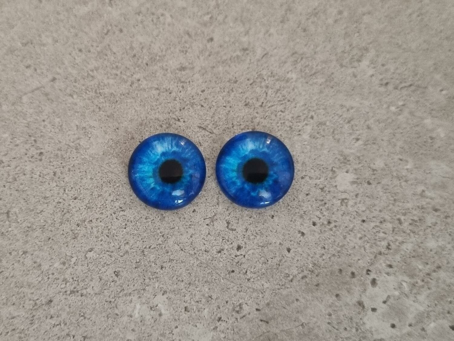 2 st drakögon kattögon i glas, glasinfattningar, cabochoner (12 mm)