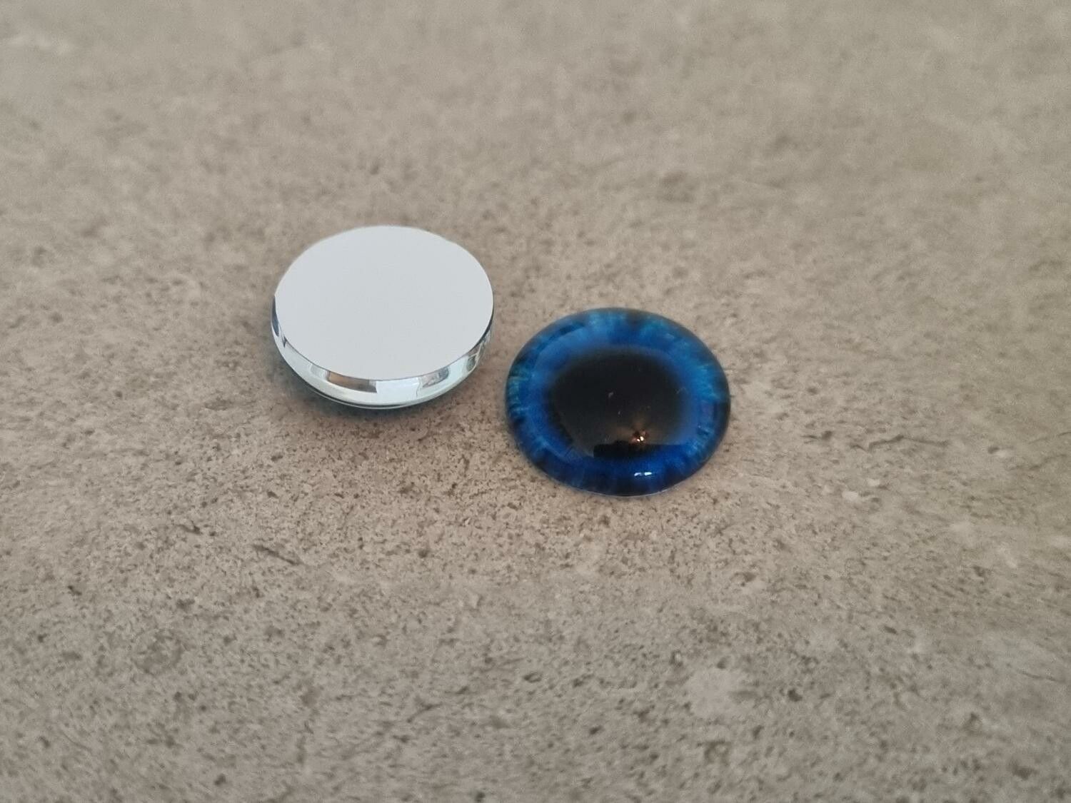 2 st drakögon kattögon i glas, glasinfattningar, cabochoner (12 mm)