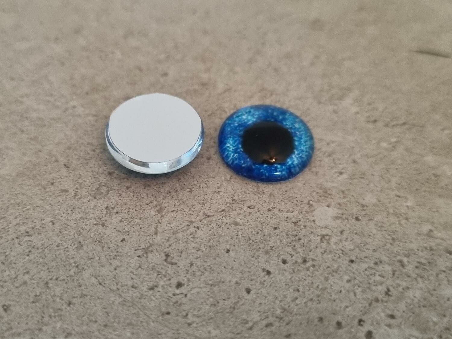 2 st drakögon kattögon i glas, glasinfattningar, cabochoner (12 mm)