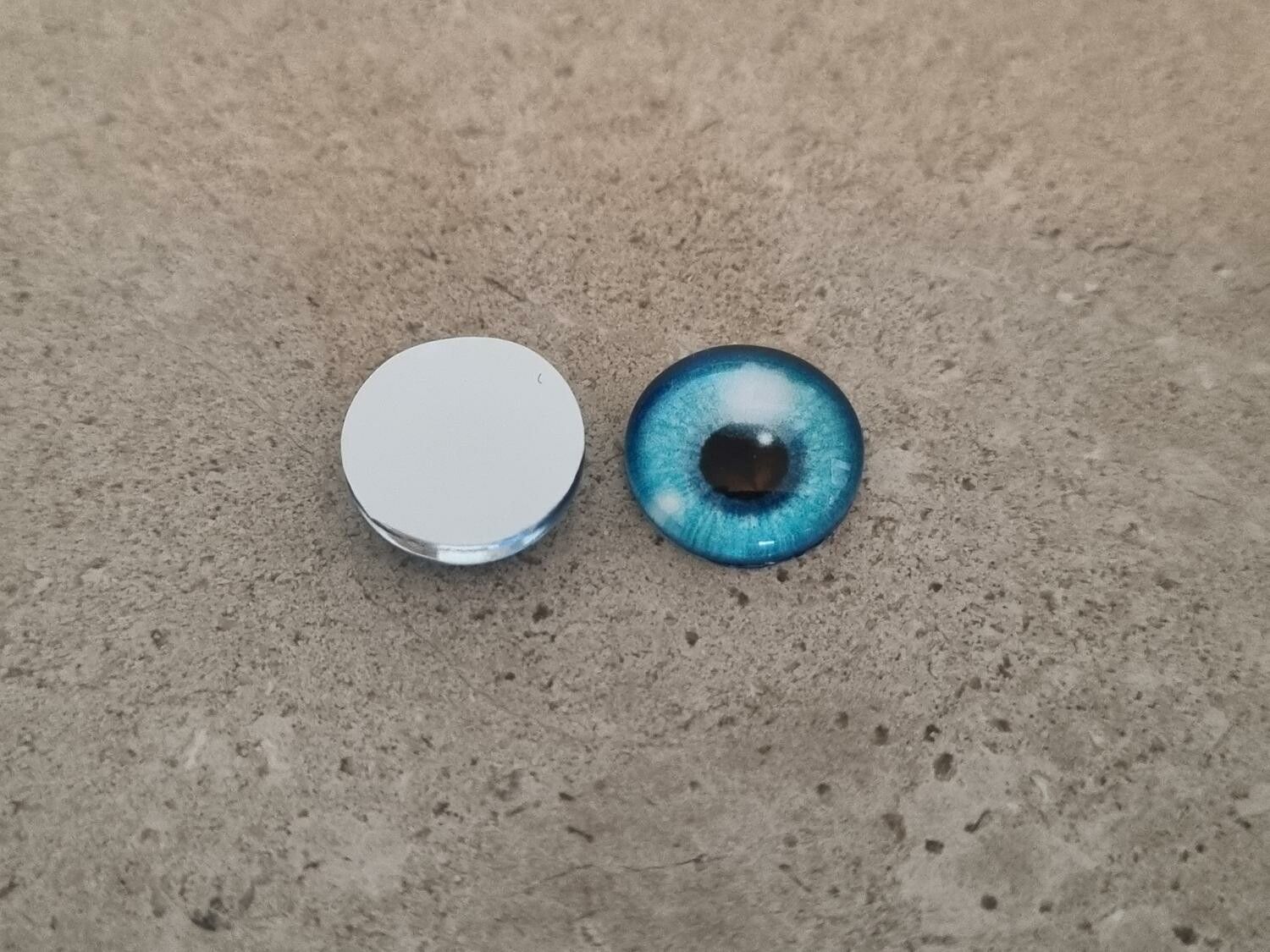 2 st drakögon kattögon i glas, glasinfattningar, cabochoner (12 mm)