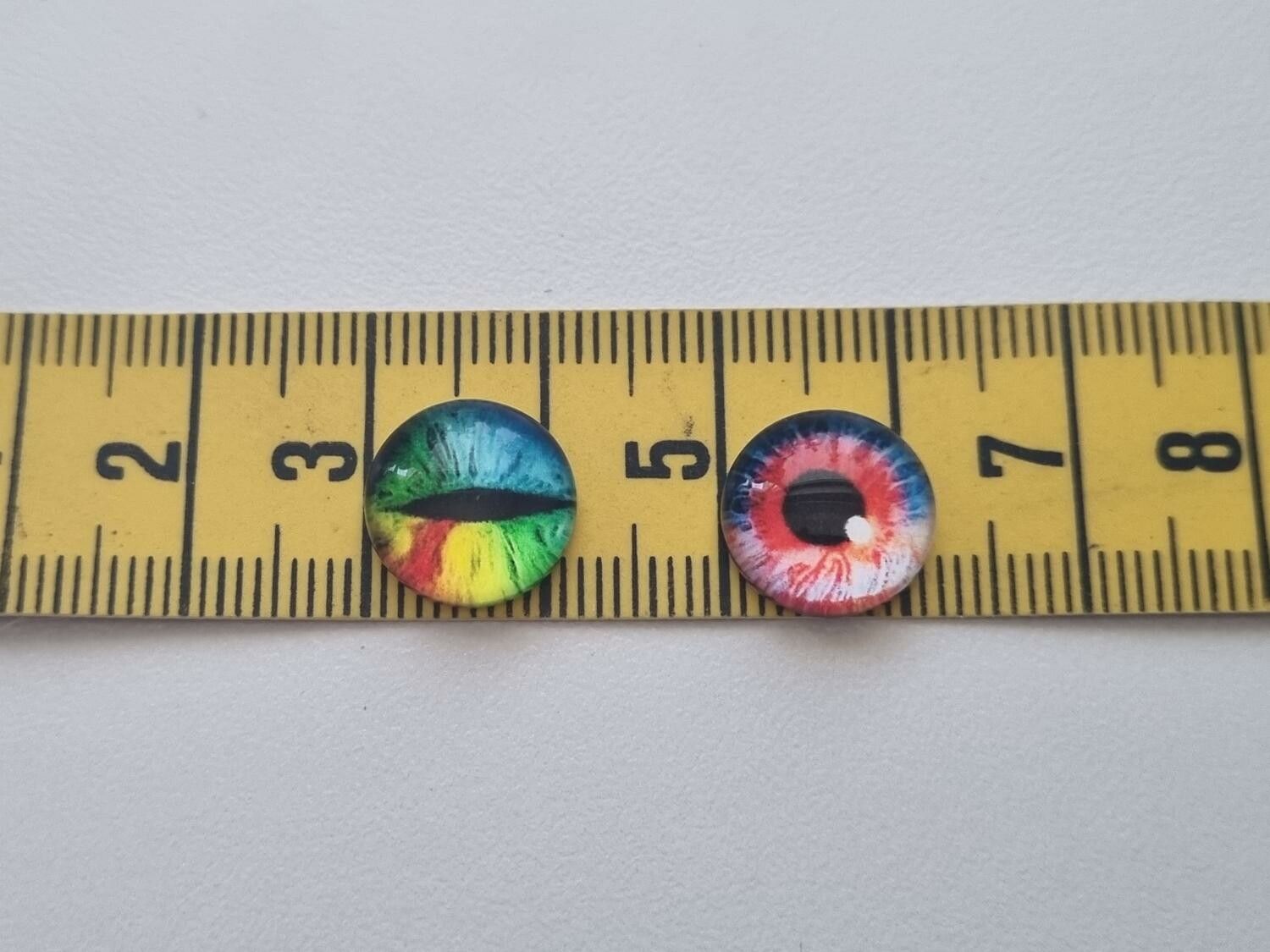 100 st drakögon kattögon i glas, glasinfattningar, miniatyrer (12 mm)