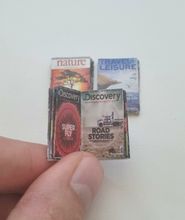3 st retrotidningar, miniatyrböcker, minibok till dockskåp dockhus