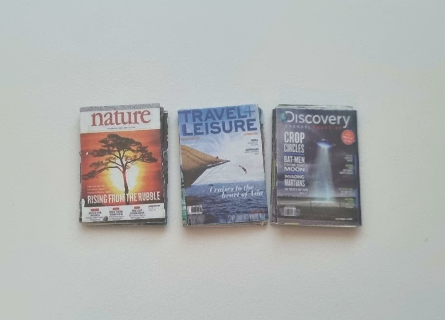 3 st retrotidningar, miniatyrböcker, minibok till dockskåp dockhus
