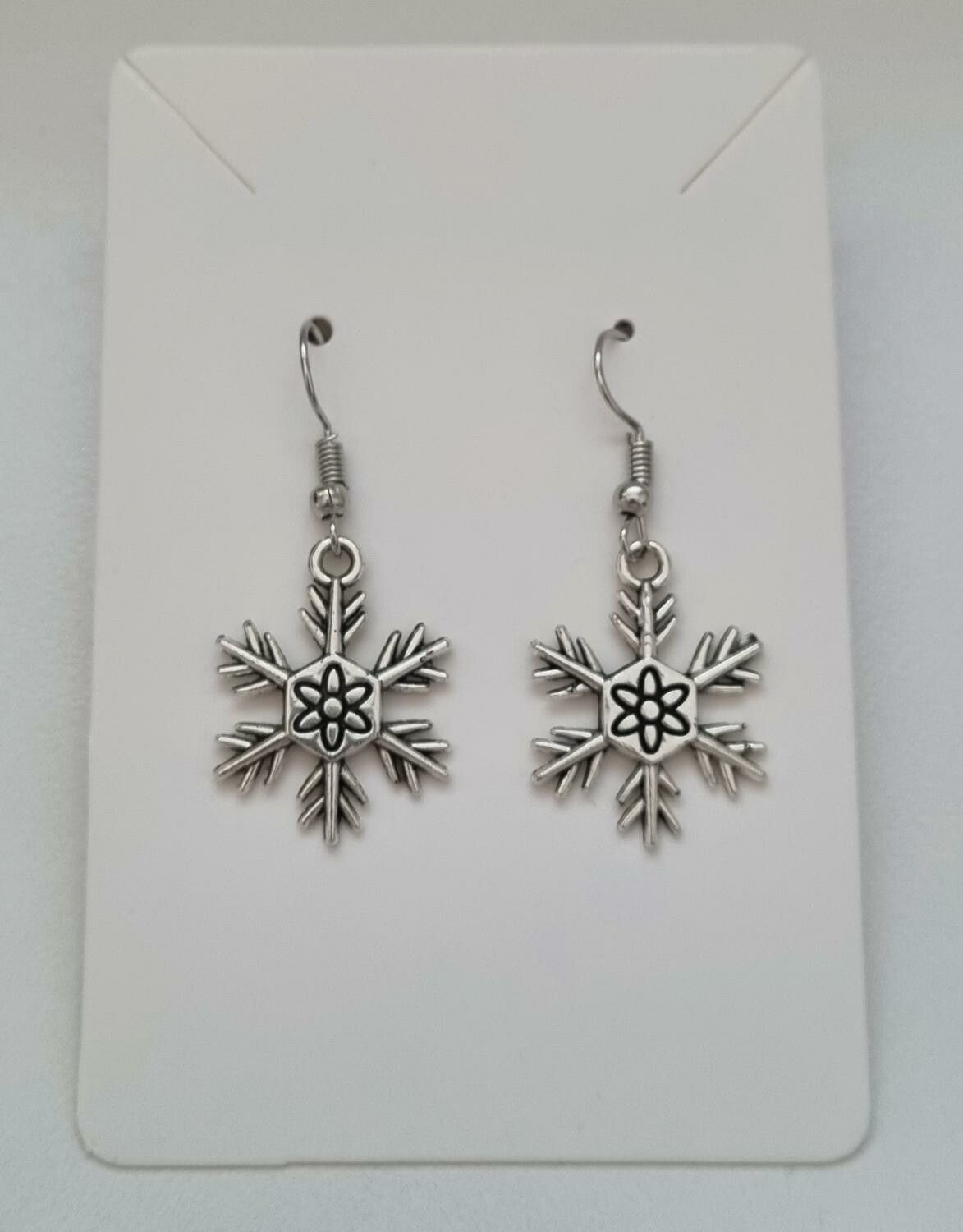 Örhängen Snöflingor, antiksilverfärgade