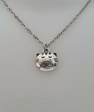 Halsband med ett kattansikte / en katt (45 cm långt halsband)