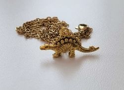 Halsband med dinosaurie berlock (50 cm långt halsband)
