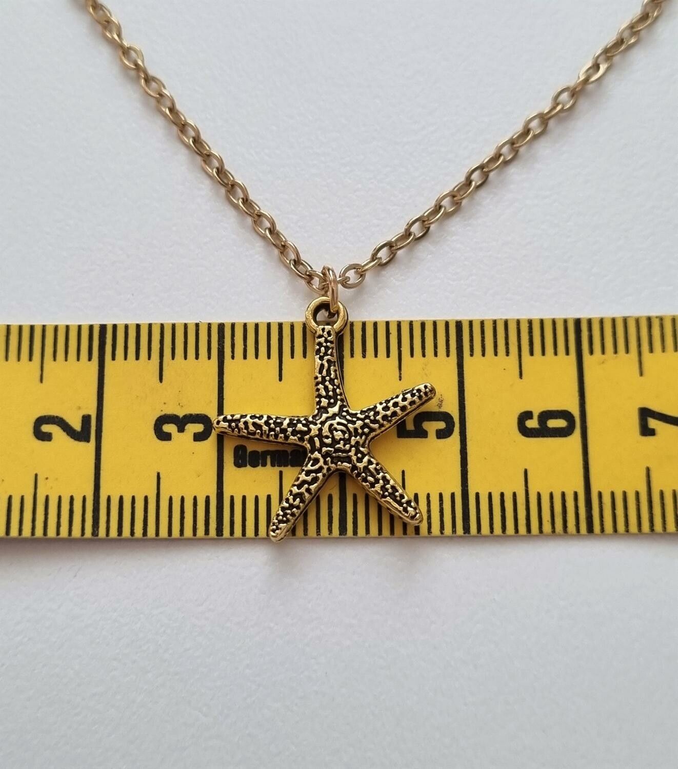 Halsband med sjöstjärna, sjöstjärneberlock (50 cm långt halsband)