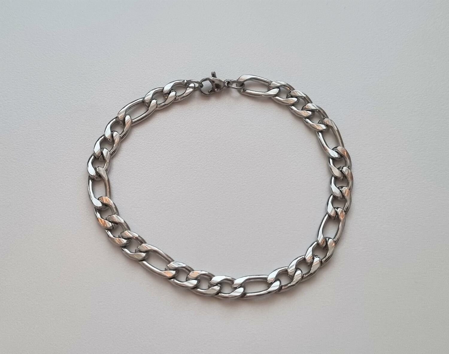 Silverfärgat armband i rostfritt stål (21 cm, 7 mm brett)
