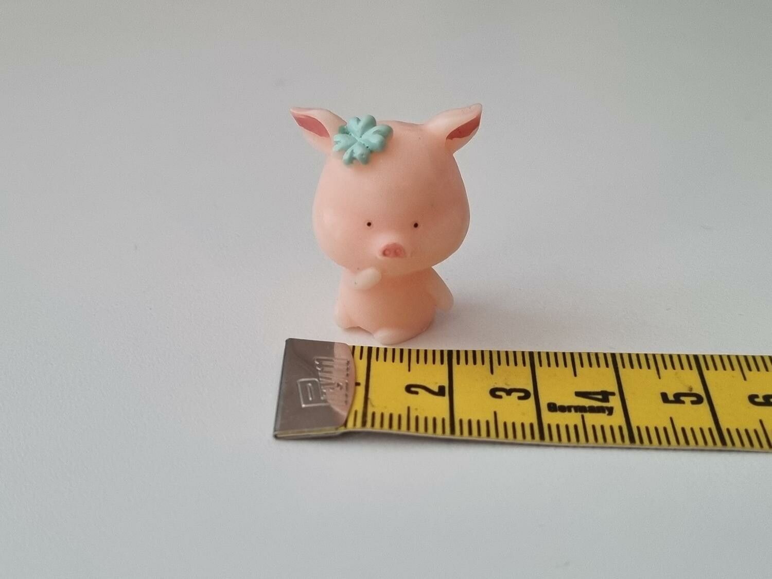1 st handmålad gris, minigris, miniatyr (variant 12)