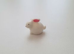 Handmålad kanin, miniatyr (1,7 cm hög)