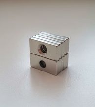 10 st Neodymium magneter (20x10x3-4 mm) fyrkantiga magneter med hål