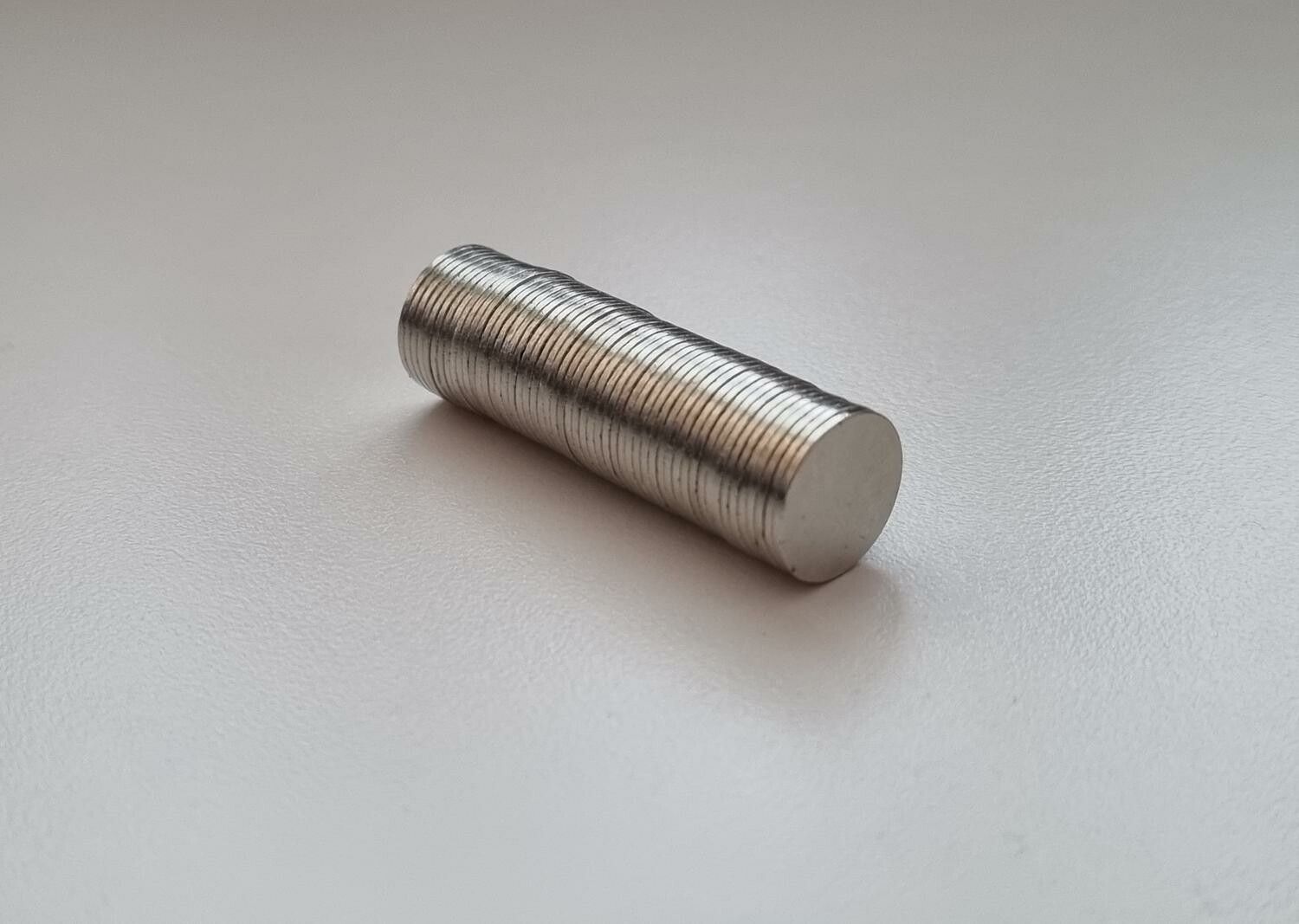 25 st Neodymium magneter (12x1 mm) runda magneter