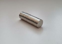 25 st Neodymium magneter (12x1 mm) runda magneter