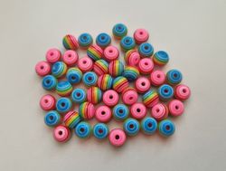 50 st pärlor i varierande vackra färger (8 mm)