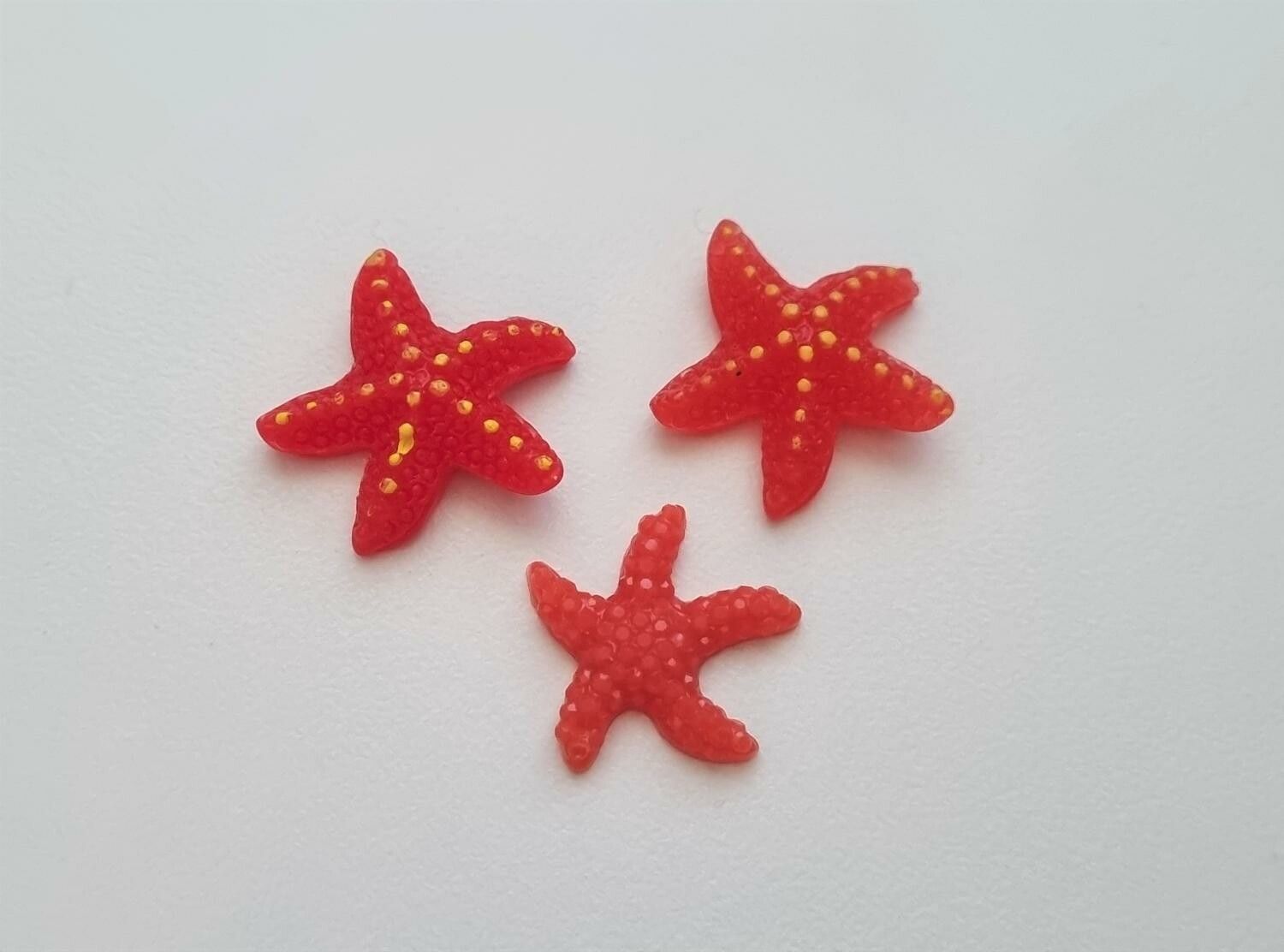 3 st sjöstjärnor. Miniatyrer / figuriner för dockskåpet, tittskåp mm