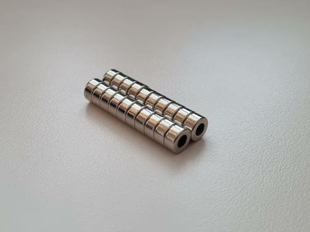 10 st Neodymium magneter (6x3x3 mm) runda magneter med hål