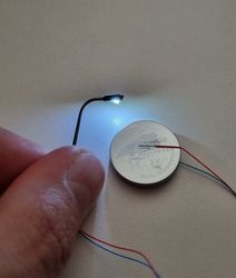 Lampa, gatulampa, miniatyrlampa (LED) För dockhus, tittskåp, tågräls mm