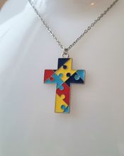 Halsband med pusselbit, autism / medvetenhet