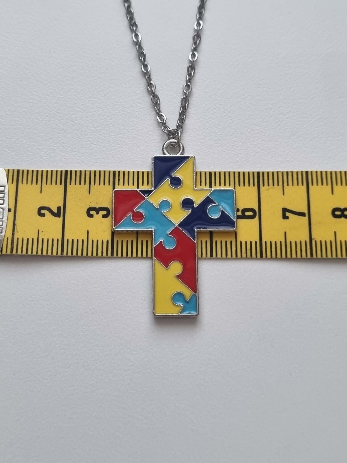 Halsband med pusselbit, autism / medvetenhet