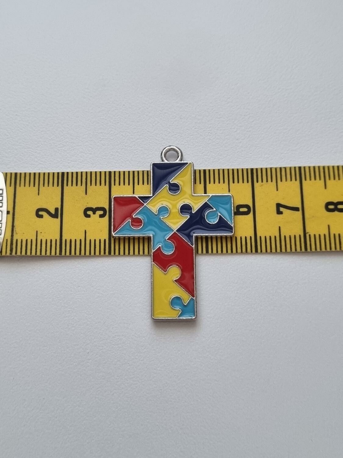 Berlock Autism Medvetenhet Pusselbit (kors)
