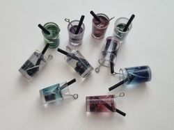 1 st drink, minidrink, miniatyr i glas - till dockskåp, tittskåp