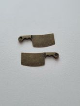 Berlocker Charms Miniatyr Köttyxa / köttyxor, 2 st bronsfärgade