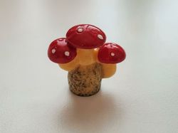 Handmålade flugsvampar, miniatyrer för dekoration (3 cm hög)