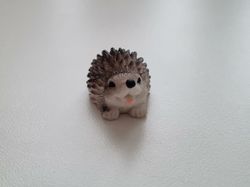 Igelkott, miniatyr för dekoration (1,6 cm hög)