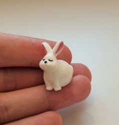 Handmålad kanin, miniatyr (2,4 cm hög)
