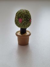 Handmålad växt i kruka, miniatyr, miniträd (3 cm hög)