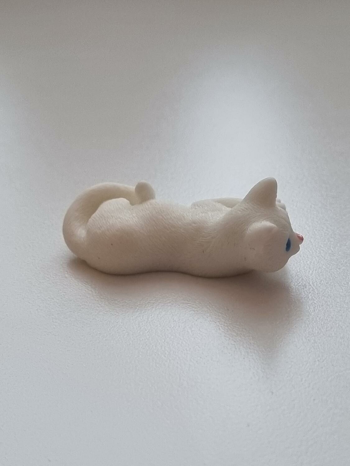Katt miniatyr, miniatyrkatt, minikatt (4,5 x 2,9 cm)