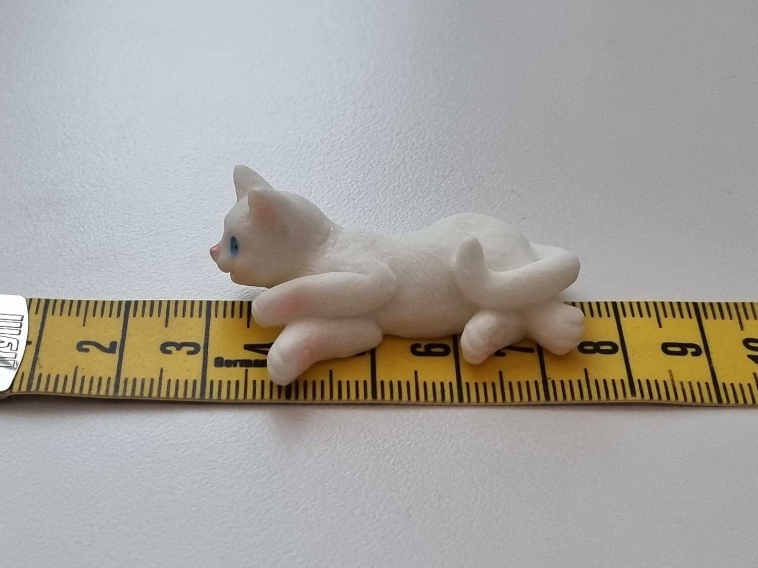 Katt miniatyr, miniatyrkatt, minikatt (4,5 x 2,9 cm)
