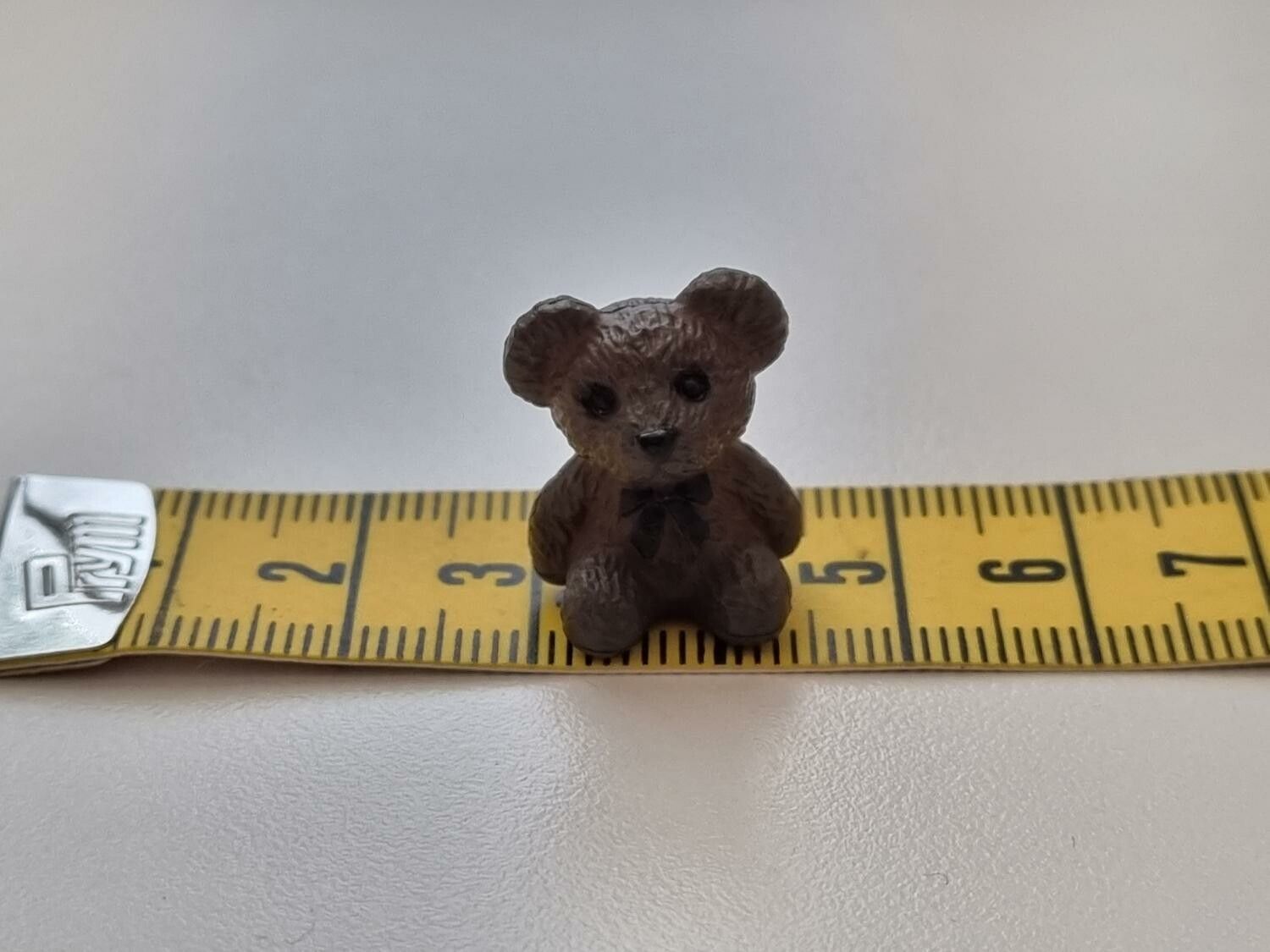 Nalle miniatyr, miniatyrnalle, mininalle (1,9 cm hög - Mörkbrun/svart)