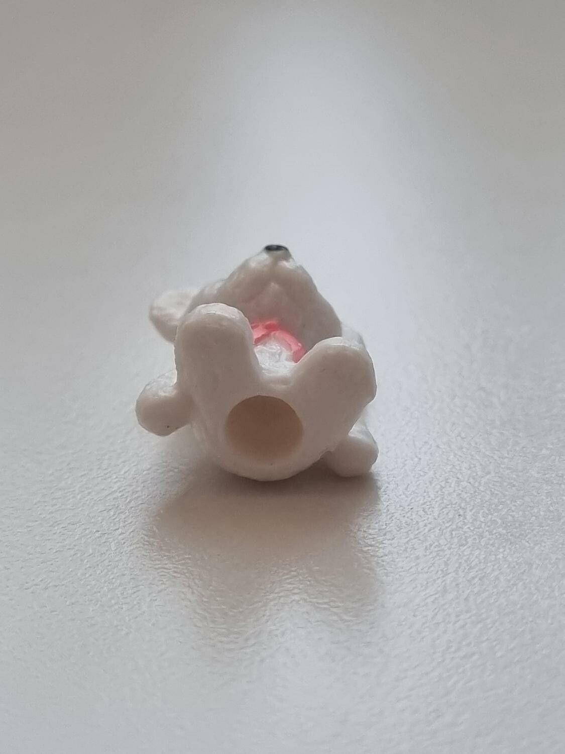 Nalle miniatyr, miniatyrnalle, mininalle (1,9 cm hög - Vit)
