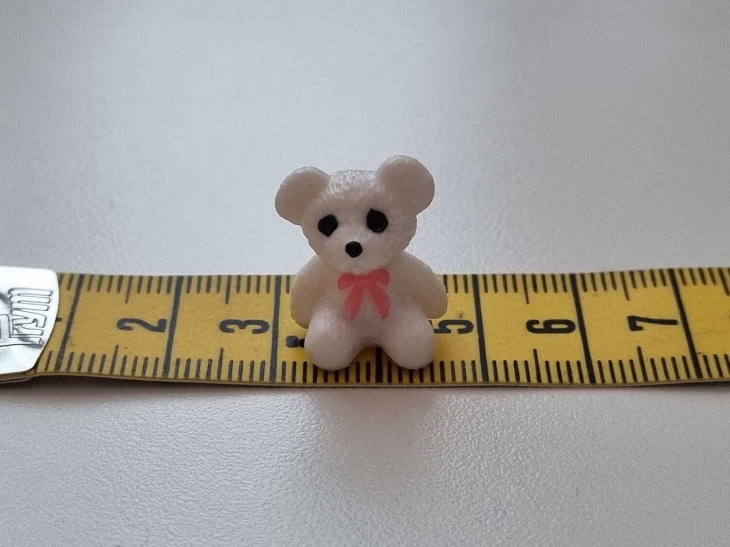 Nalle miniatyr, miniatyrnalle, mininalle (1,9 cm hög - Vit)