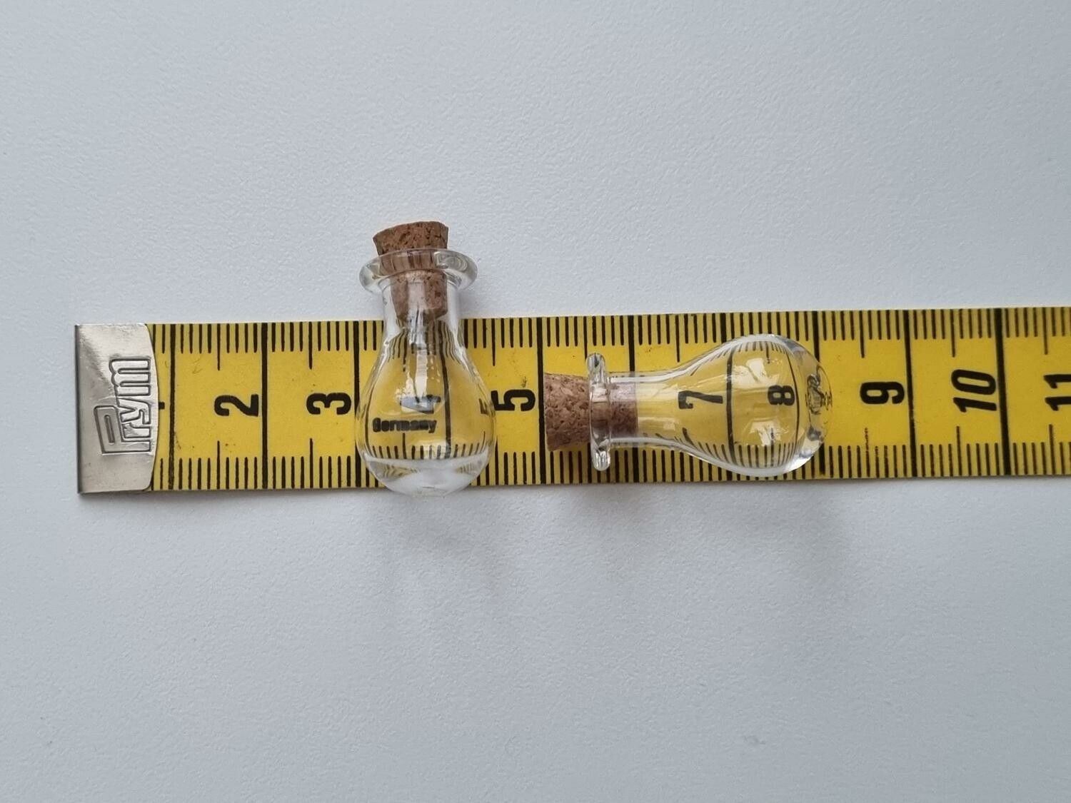 10 st små glasflaskor med kork, flaskor miniatyrer glasburkar (2,4 x 1,5 cm)