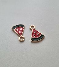 2 st meloner, melonberlocker, melonbitar, charms
