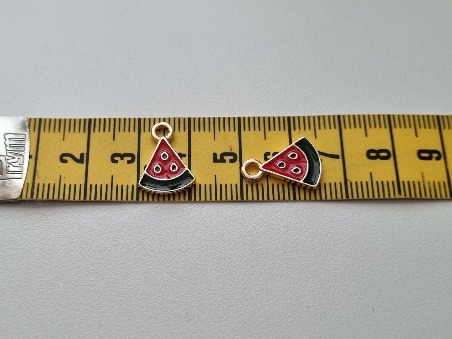 2 st meloner, melonberlocker, melonbitar, charms
