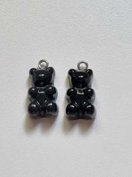 2 st svarta Gummibjörnar, miniatyrer berlocker charms