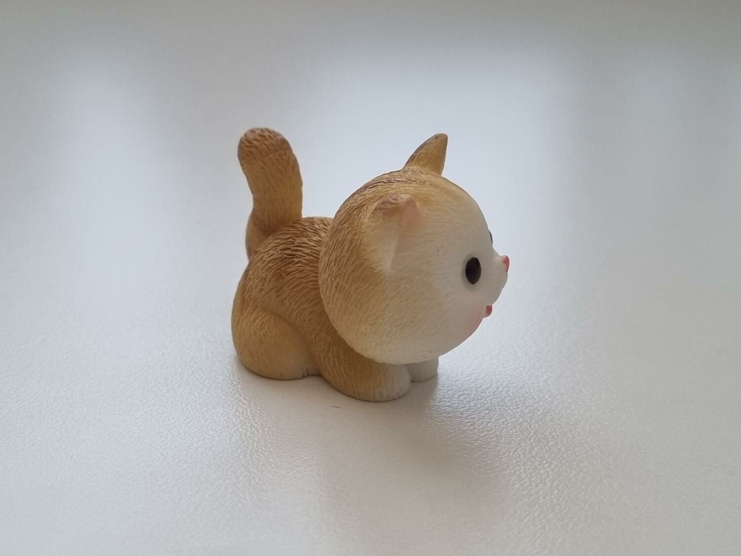 Handmålad katt, miniatyrer, figuriner (variant 1)