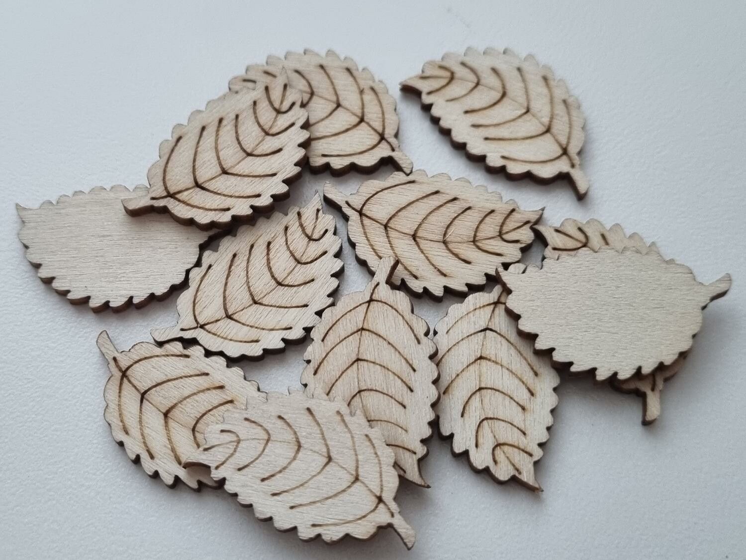 5 st löv i trä, trädekorationer, dekorationer för scrapbooking