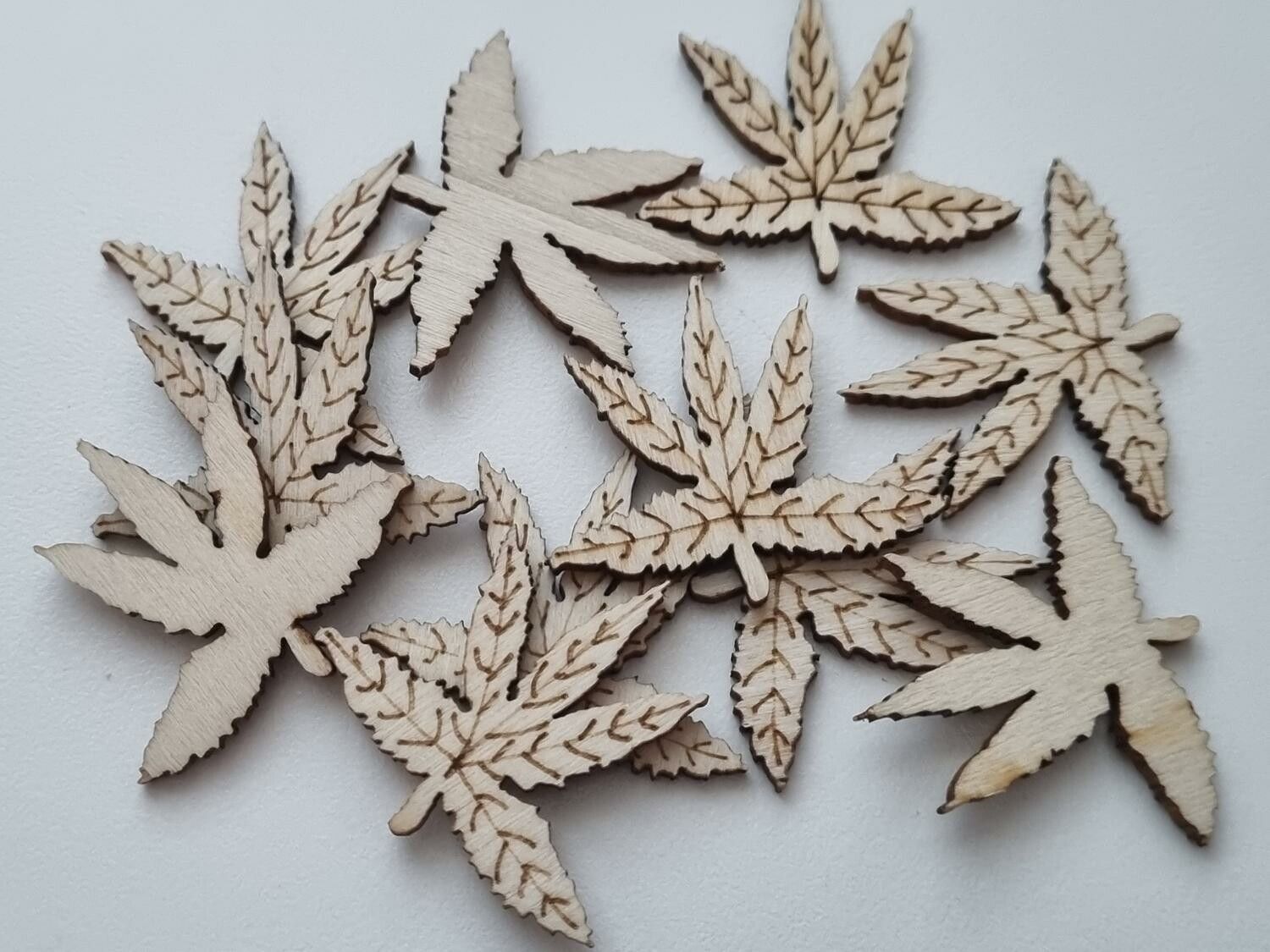 5 st löv i trä, trädekorationer, dekorationer för scrapbooking