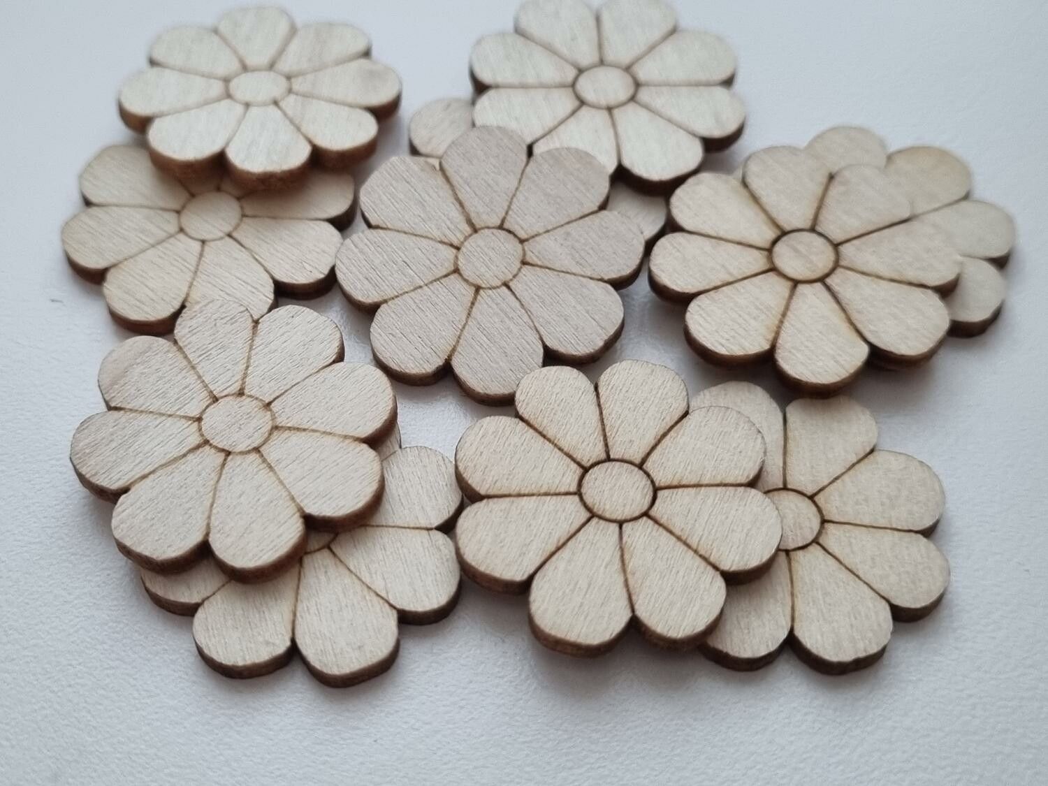 5 st blommor i trä, trädekorationer, dekorationer för scrapbooking