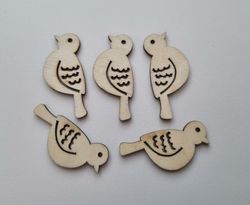 5 st fåglar i trä, trädekorationer, dekorationer för scrapbooking med mera