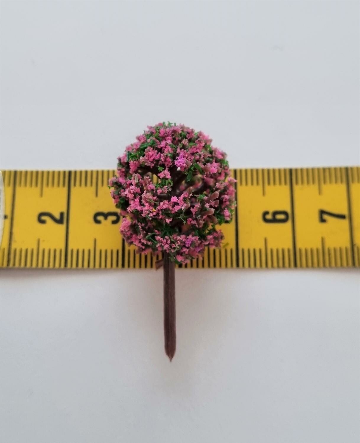 1 st träd, miniträd, miniatyrer (4 cm hög - Cerise)