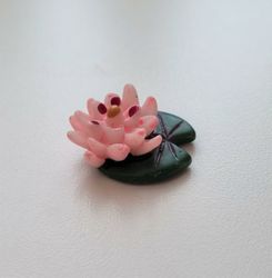 1 st näckrosblad med blomma till minidamm, miniatyr (2,5 x 2 cm)